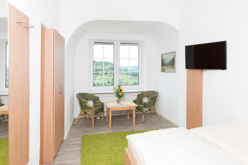 Hotel Garni BURG WALDENSTEIN Rudersberg Esterno foto